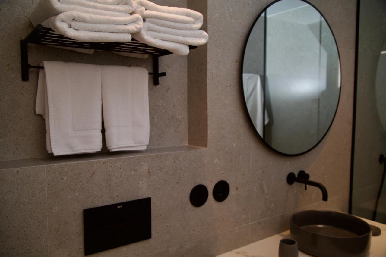 Suite 101 - 2 Bedroom Suite At Amando Perez Suites Ribadeo Dış mekan fotoğraf